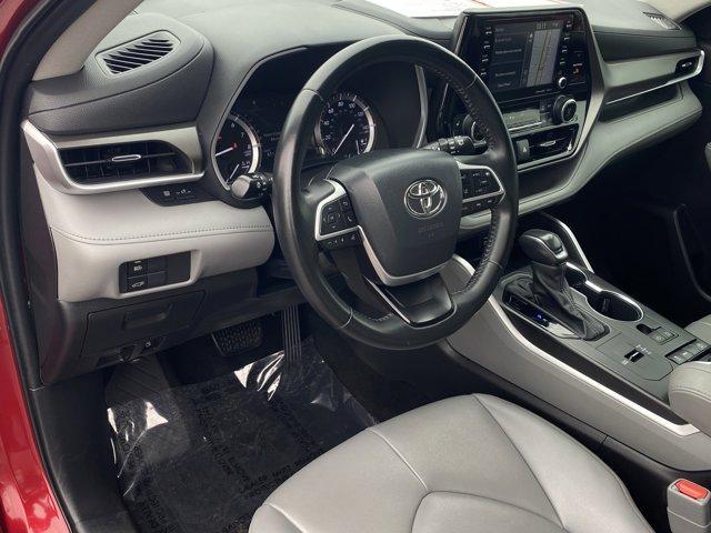 used 2022 Toyota Highlander car, priced at $29,988