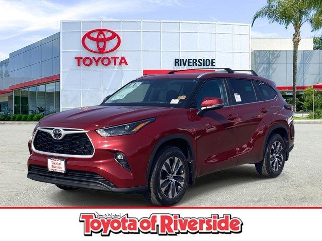 new 2025 Toyota Highlander car, priced at $47,483