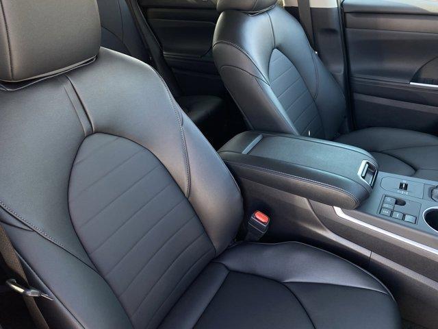 new 2025 Toyota Highlander car, priced at $47,483