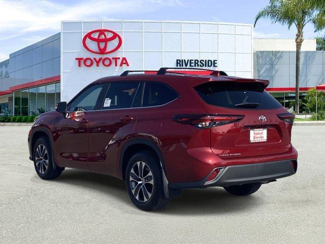 new 2025 Toyota Highlander car, priced at $47,483