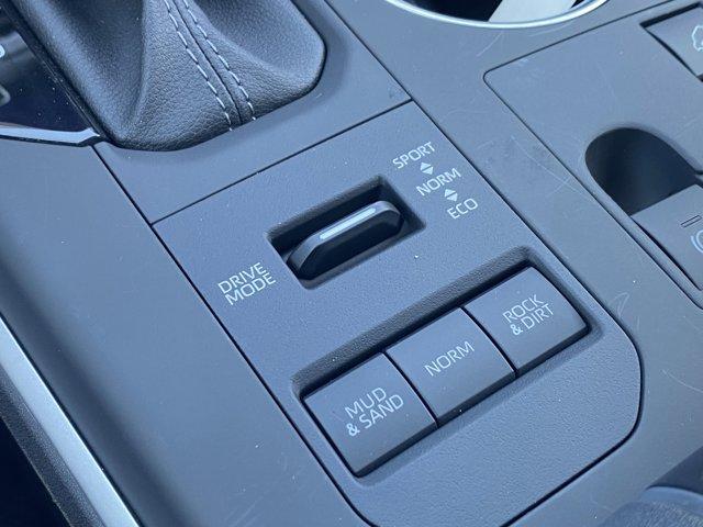 new 2025 Toyota Highlander car, priced at $48,928