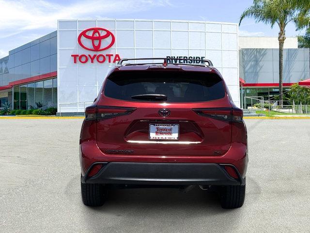 used 2024 Toyota Highlander car, priced at $41,488