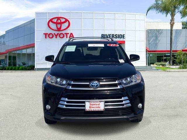 used 2017 Toyota Highlander Hybrid car, priced at $21,888