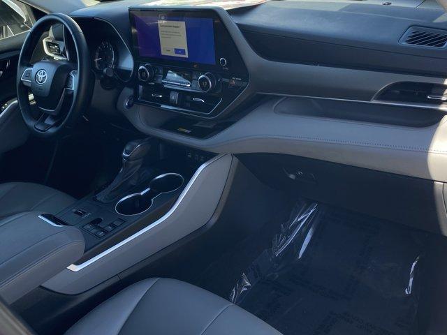 used 2023 Toyota Highlander car, priced at $35,688