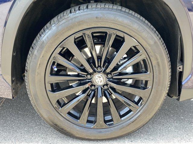 used 2024 Toyota Highlander car, priced at $43,488