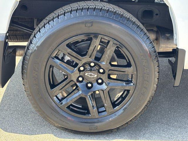 used 2025 Chevrolet Silverado 1500 car, priced at $35,988