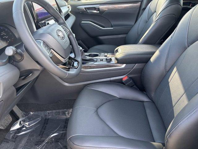 new 2026 Toyota Highlander car, priced at $53,053