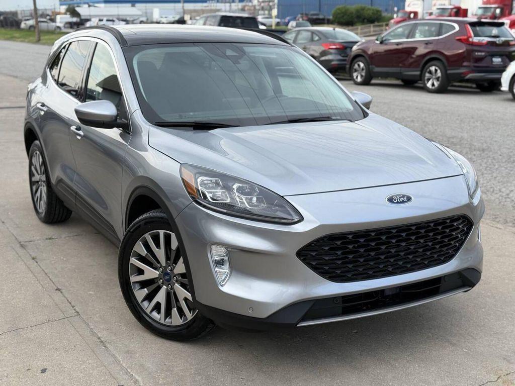 used 2022 Ford Escape car, priced at $17,995