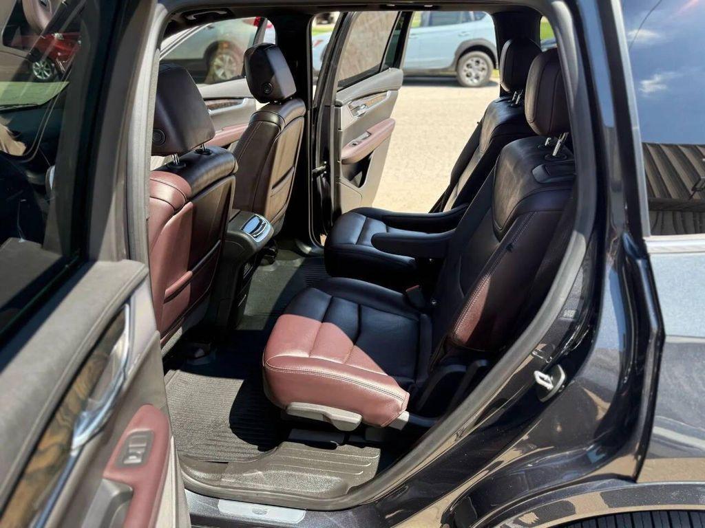 used 2021 Cadillac XT6 car, priced at $26,995