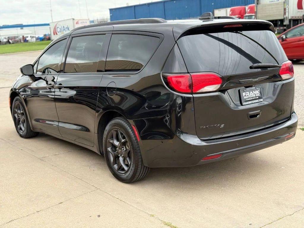 used 2019 Chrysler Pacifica car, priced at $16,995