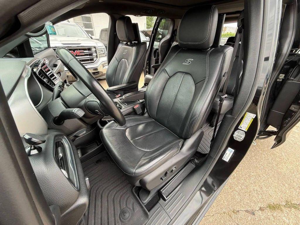 used 2019 Chrysler Pacifica car, priced at $16,995