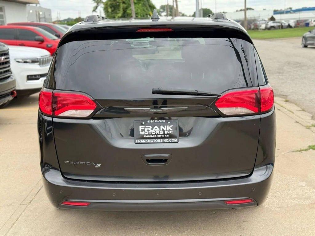 used 2019 Chrysler Pacifica car, priced at $16,995