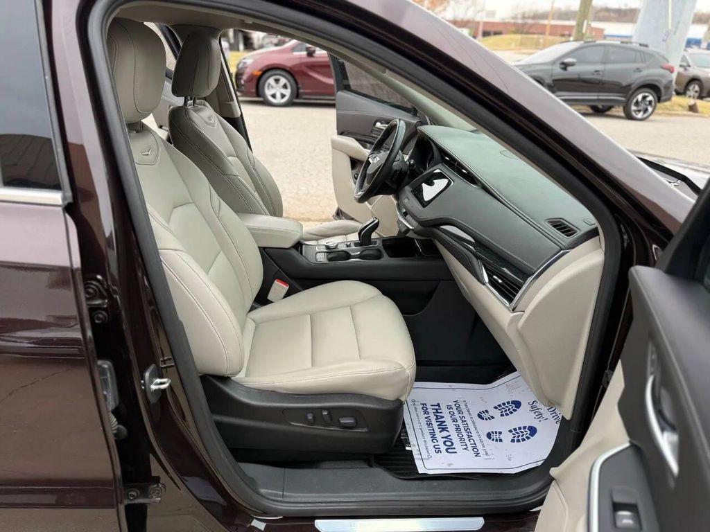 used 2021 Cadillac XT4 car, priced at $22,495