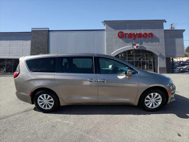 used 2018 Chrysler Pacifica car, priced at $11,607