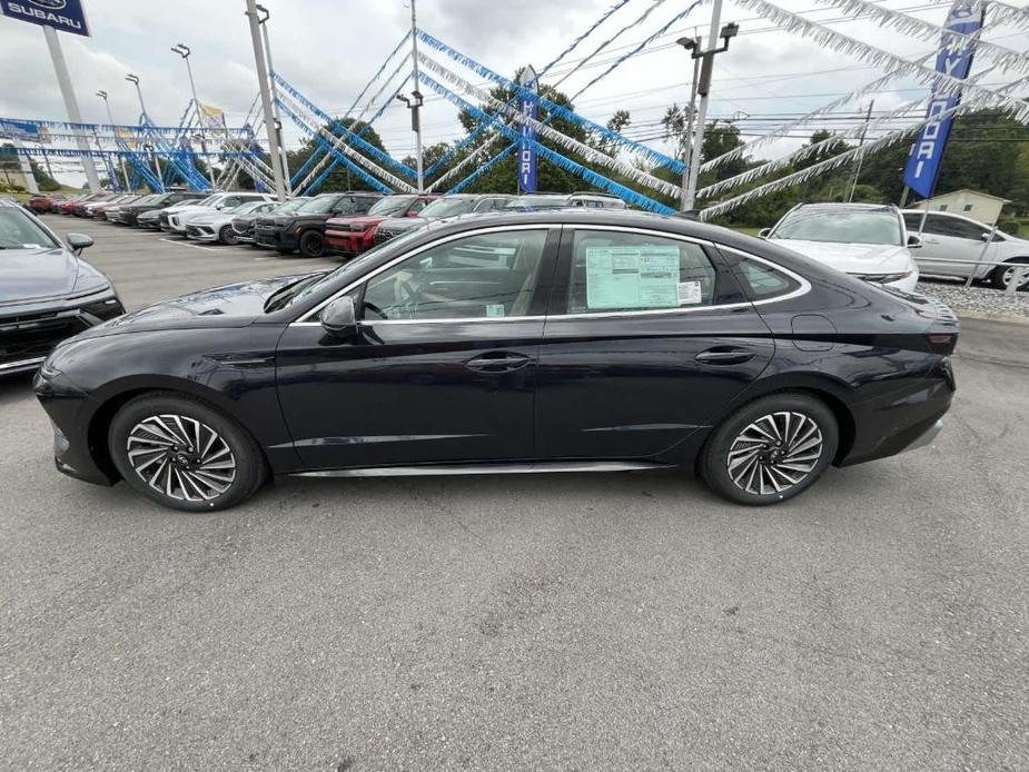 new 2024 Hyundai Sonata Hybrid car, priced at $37,852