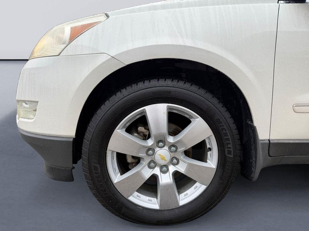 used 2012 Chevrolet Traverse car, priced at $6,500