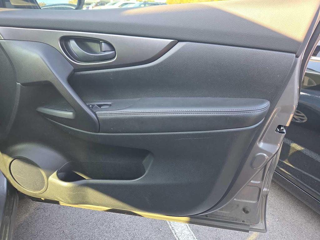 used 2020 Nissan Rogue Sport car, priced at $11,999