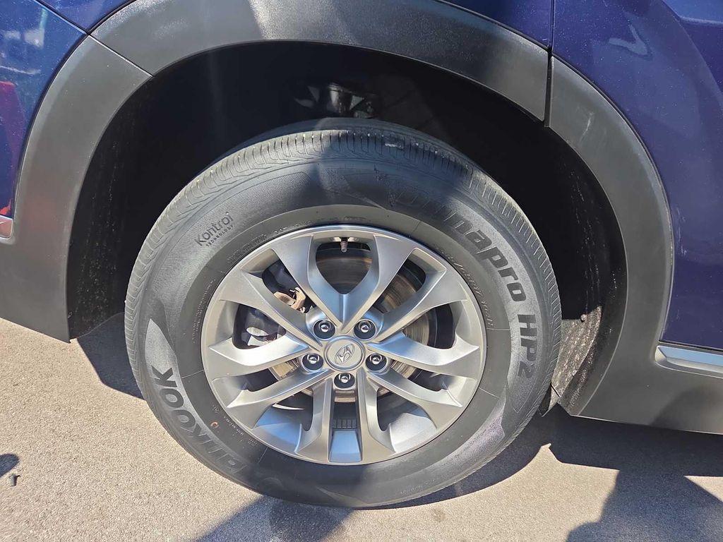 used 2020 Hyundai Santa Fe car, priced at $15,970