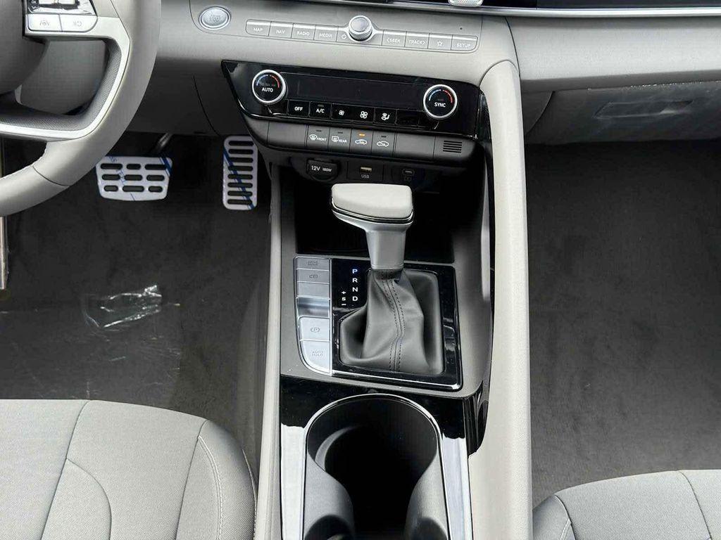 new 2025 Hyundai Elantra car, priced at $28,339