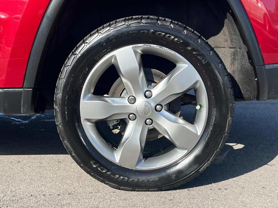 used 2013 Jeep Grand Cherokee car, priced at $11,935