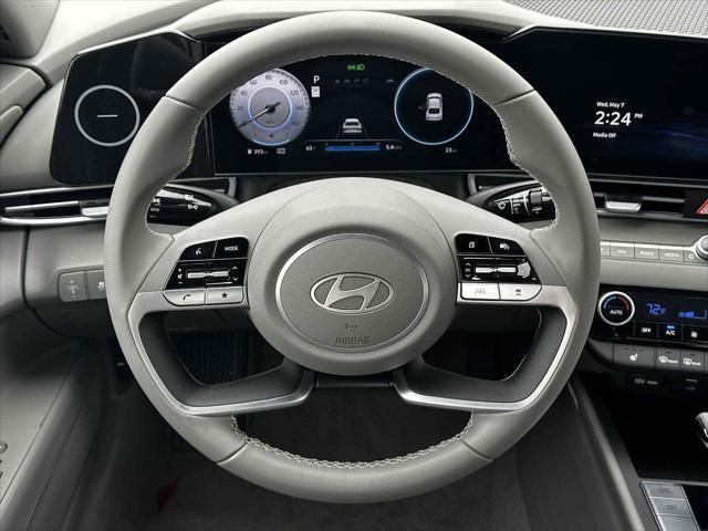 new 2025 Hyundai Elantra car, priced at $26,306