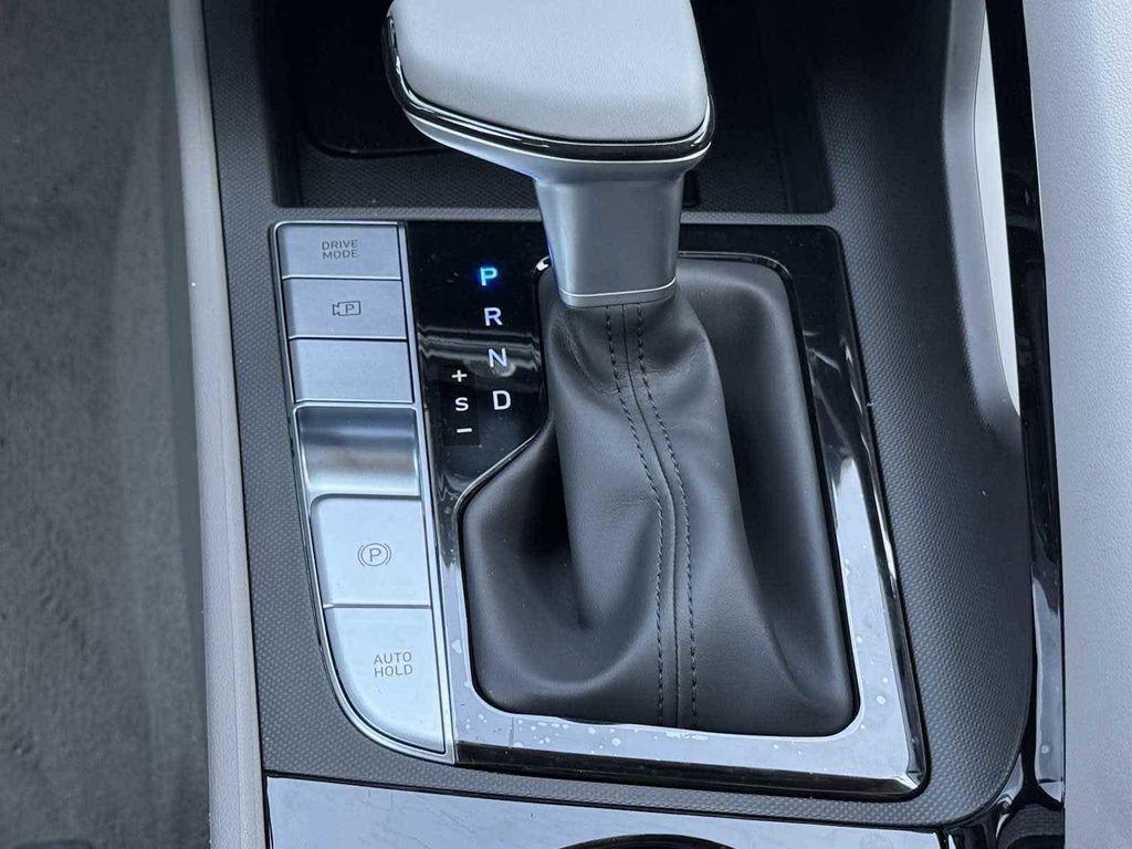 new 2025 Hyundai Elantra car, priced at $26,306