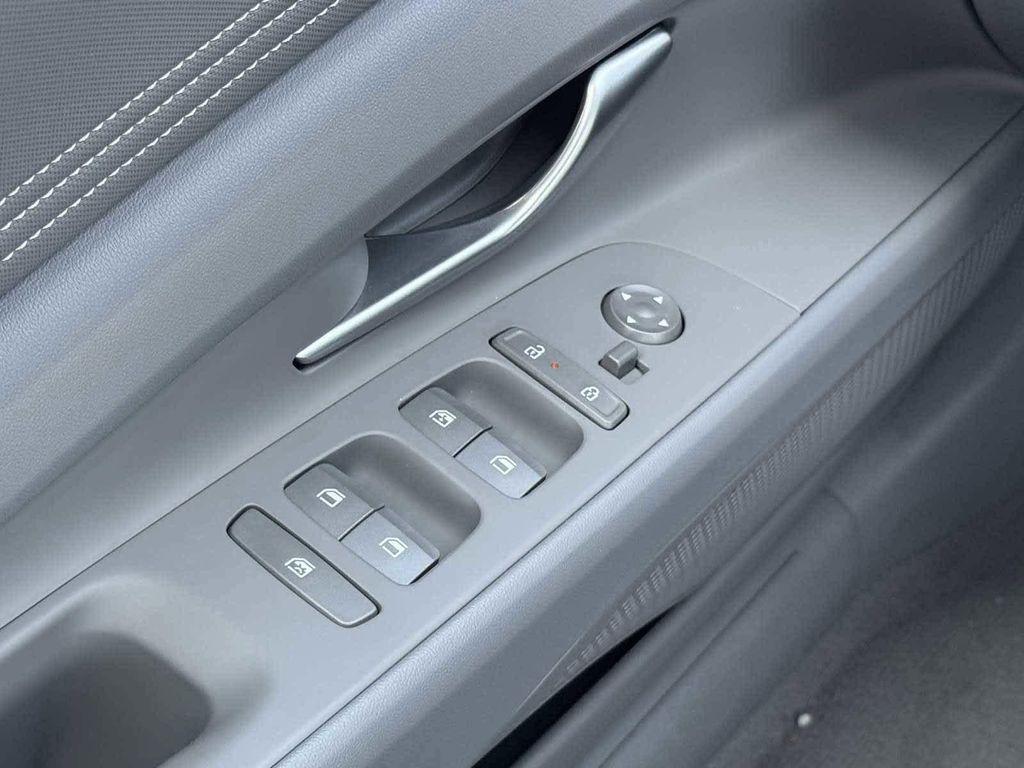 new 2025 Hyundai Elantra car, priced at $26,306