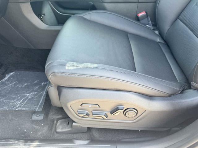 new 2025 Hyundai SANTA FE HEV car, priced at $47,449