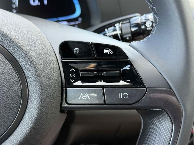 new 2025 Hyundai Elantra car, priced at $24,176