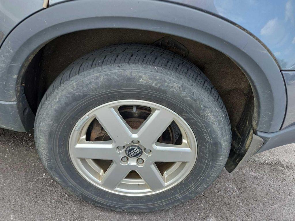 used 2005 Volvo XC90 car, priced at $1,800