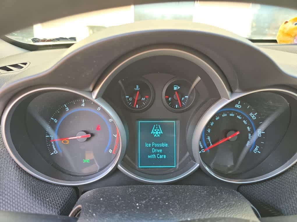 used 2015 Chevrolet Cruze car, priced at $7,500