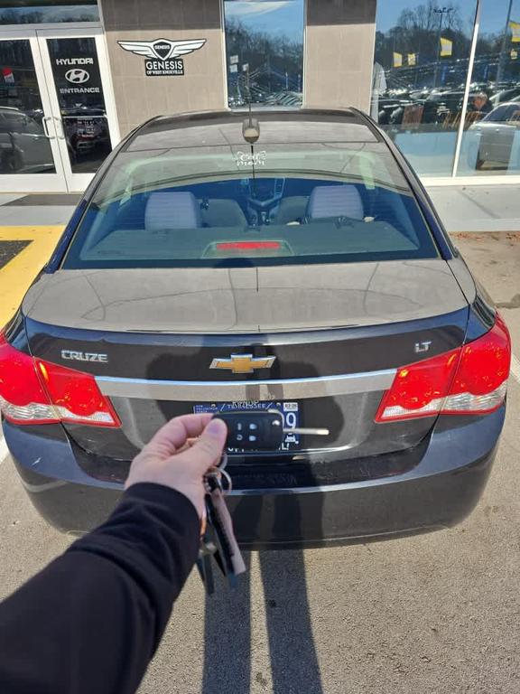 used 2015 Chevrolet Cruze car, priced at $7,500