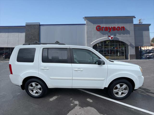 used 2011 Honda Pilot car, priced at $5,681