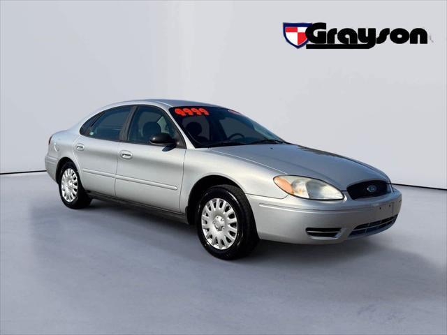 used 2004 Ford Taurus car, priced at $2,899