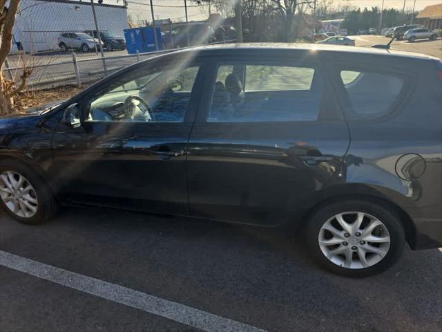 used 2009 Hyundai Elantra Touring car, priced at $9,999