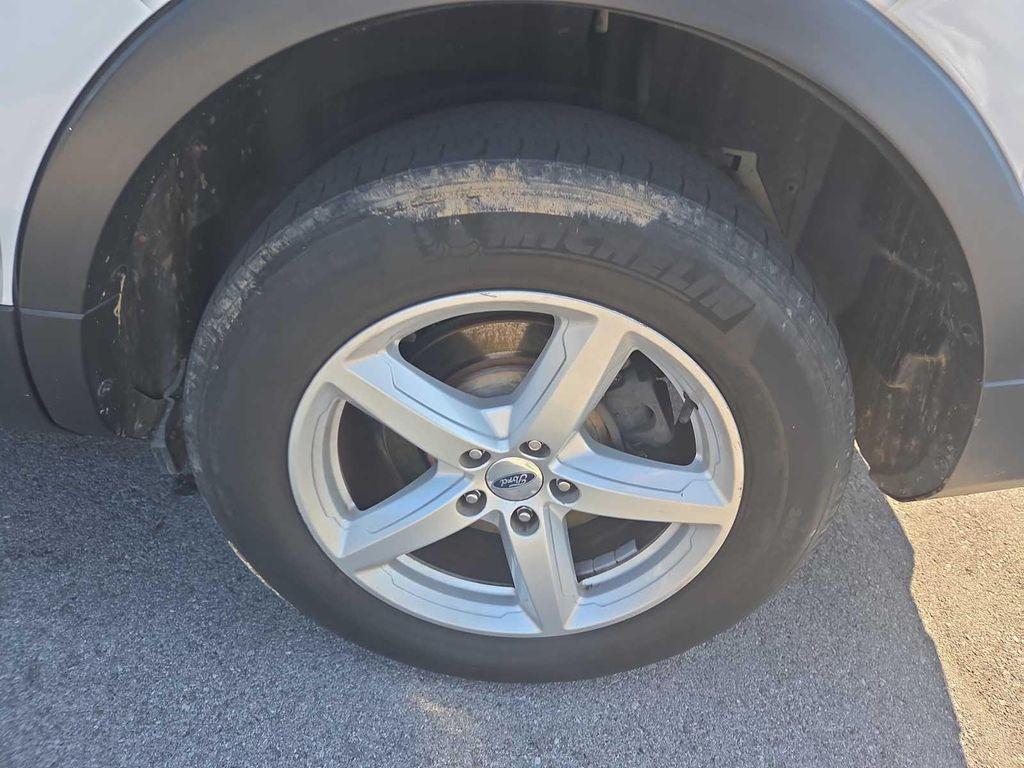 used 2016 Ford Explorer car, priced at $9,999