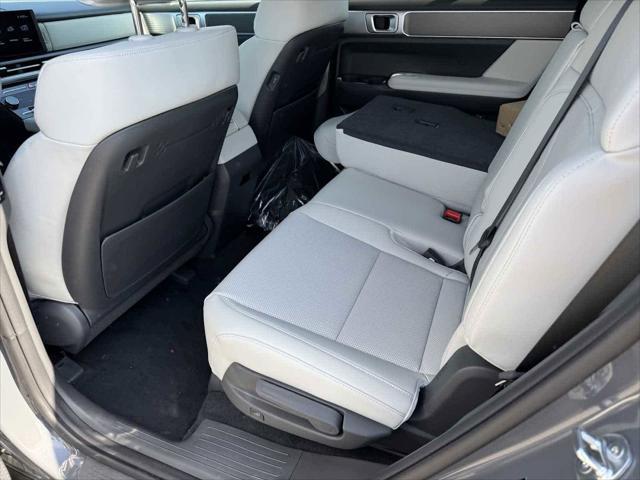 new 2025 Hyundai Tucson car, priced at $32,070