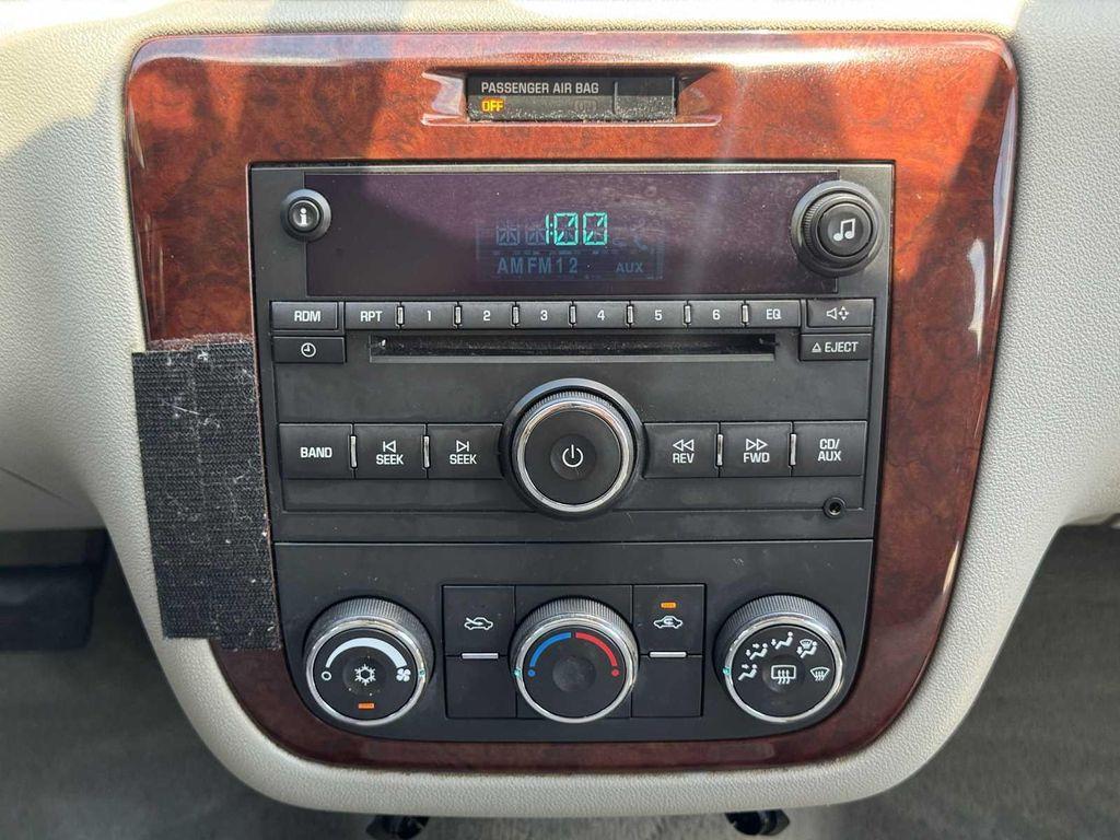 used 2007 Chevrolet Impala car, priced at $2,999