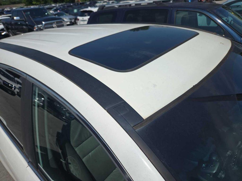 used 2009 Honda CR-V car, priced at $5,000
