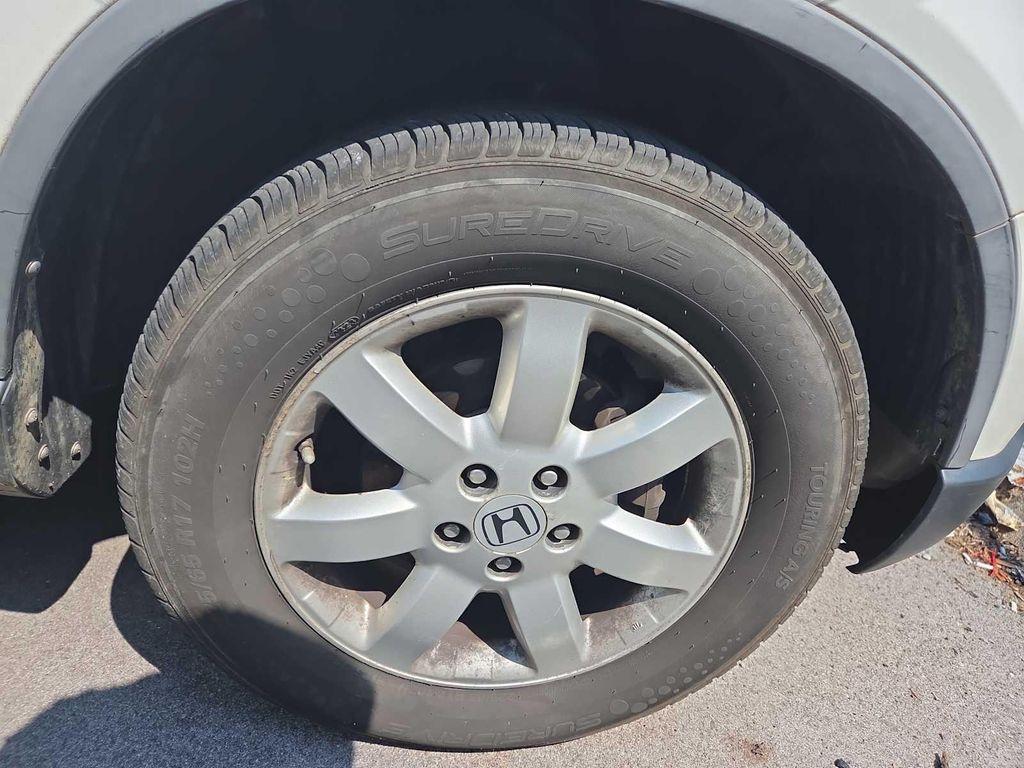 used 2009 Honda CR-V car, priced at $5,000
