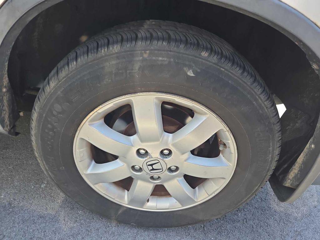 used 2009 Honda CR-V car, priced at $5,000