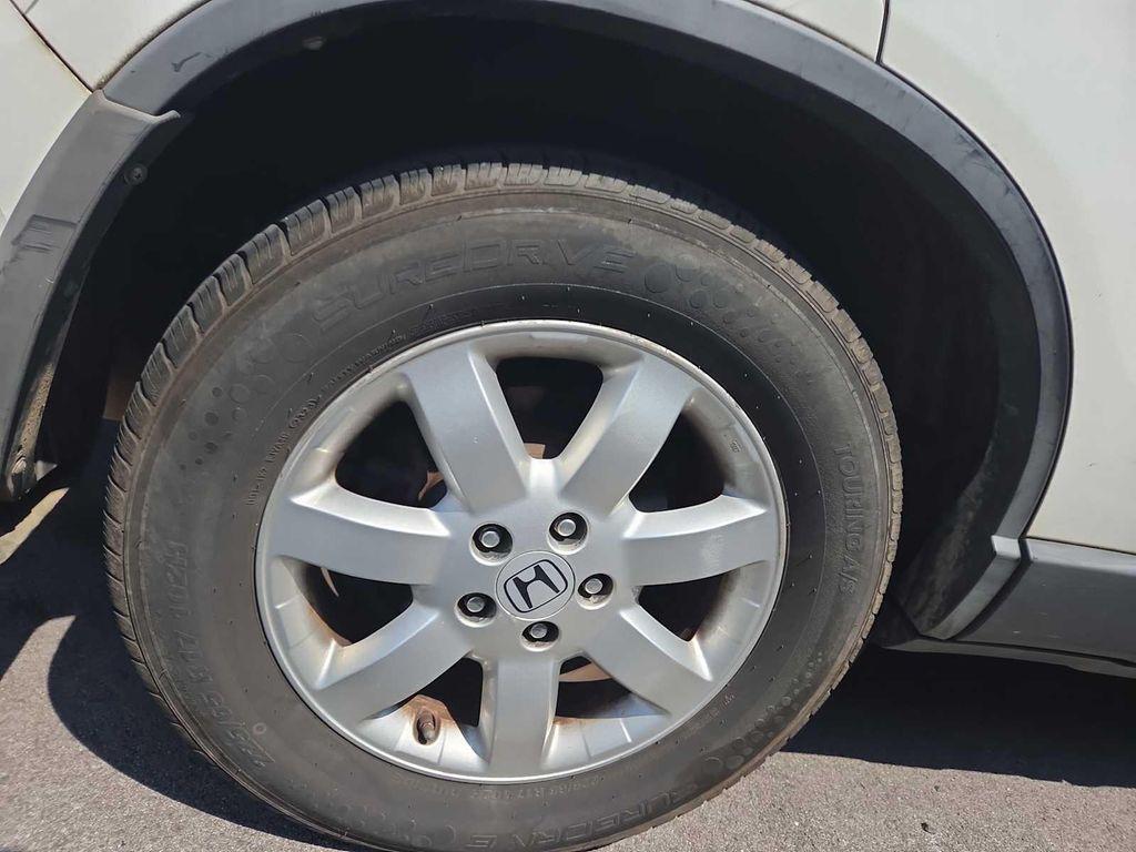 used 2009 Honda CR-V car, priced at $5,000