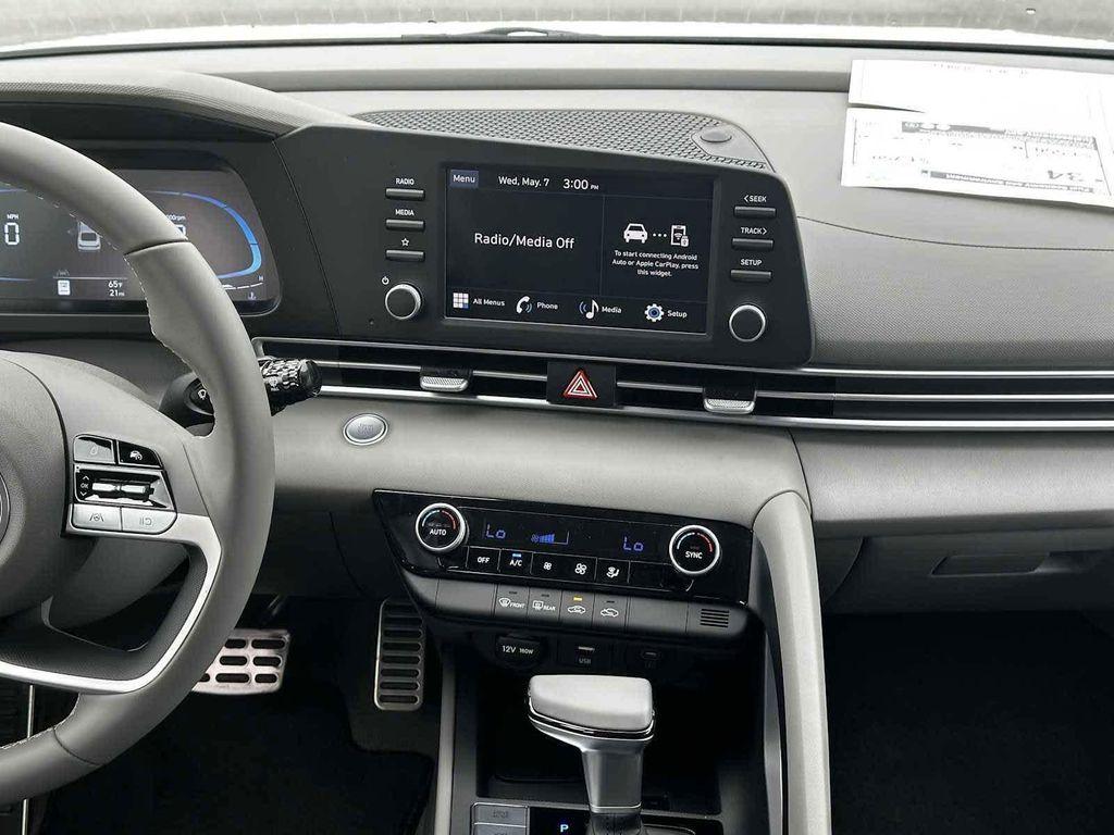 new 2025 Hyundai Elantra car, priced at $24,785