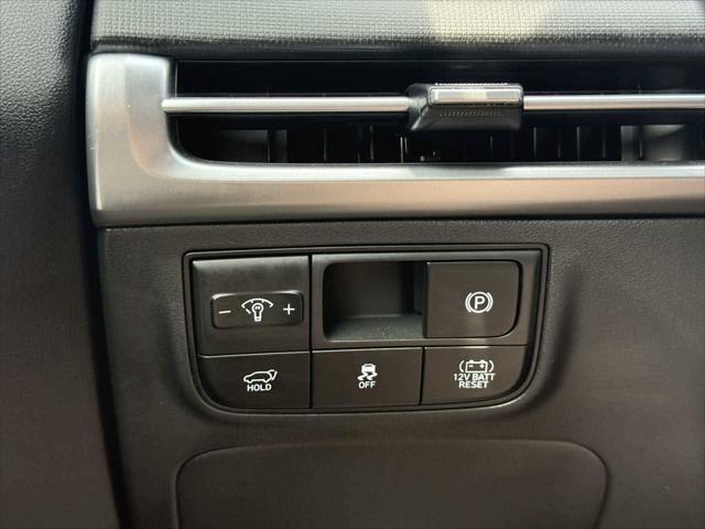 used 2025 Hyundai TUCSON Hybrid car, priced at $34,950