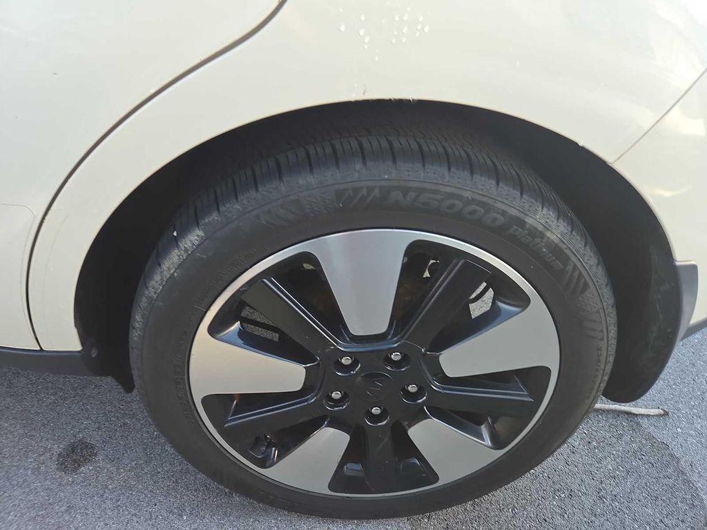 used 2015 Kia Soul car, priced at $10,999