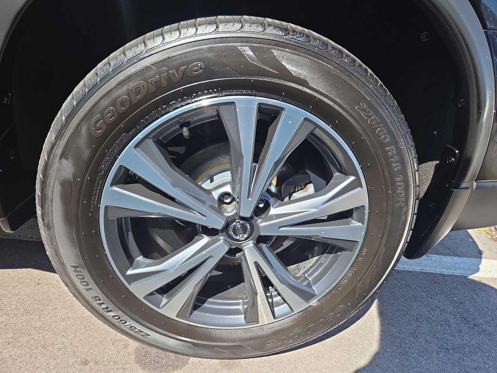 used 2020 Nissan Rogue car, priced at $18,999