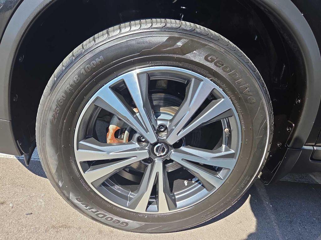 used 2020 Nissan Rogue car, priced at $18,999