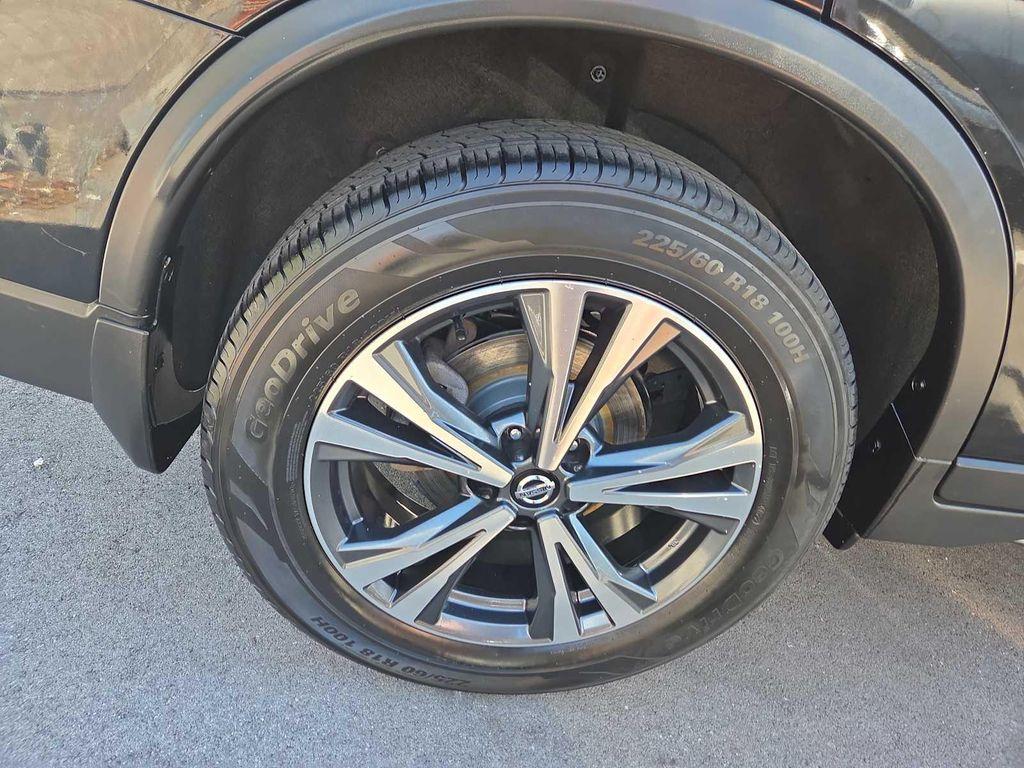 used 2020 Nissan Rogue car, priced at $18,999