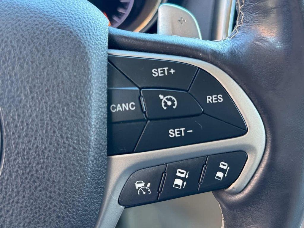 used 2014 Jeep Grand Cherokee car, priced at $11,960