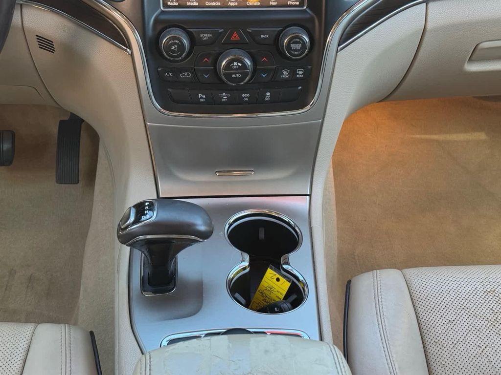used 2014 Jeep Grand Cherokee car, priced at $11,960